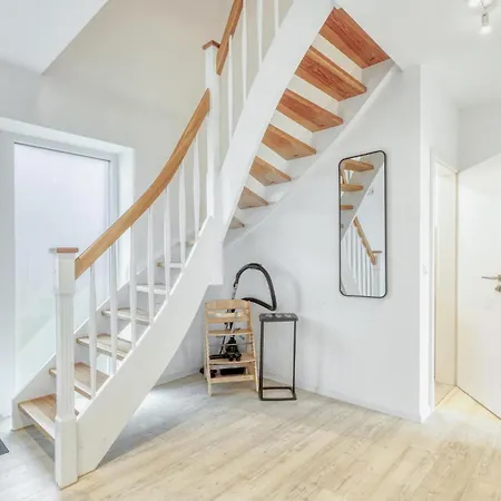 Modernes Mit Sauna *