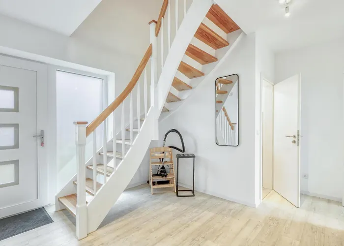 Modernes Mit Sauna *