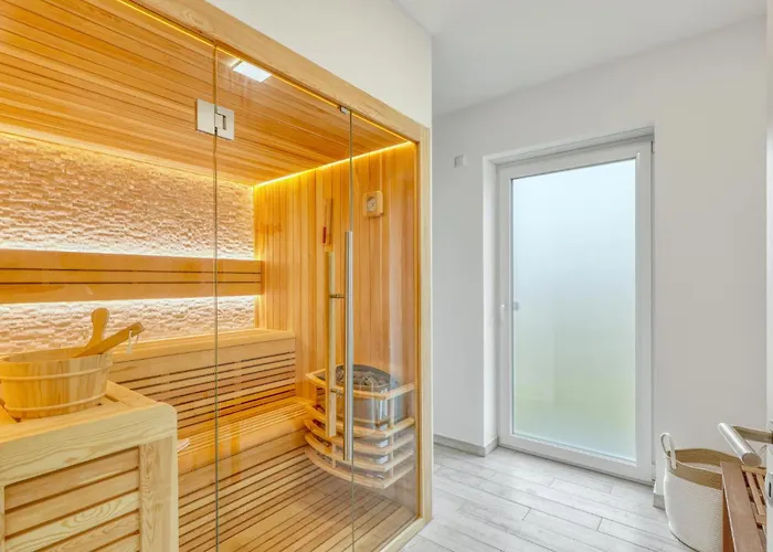 Modernes Mit Sauna